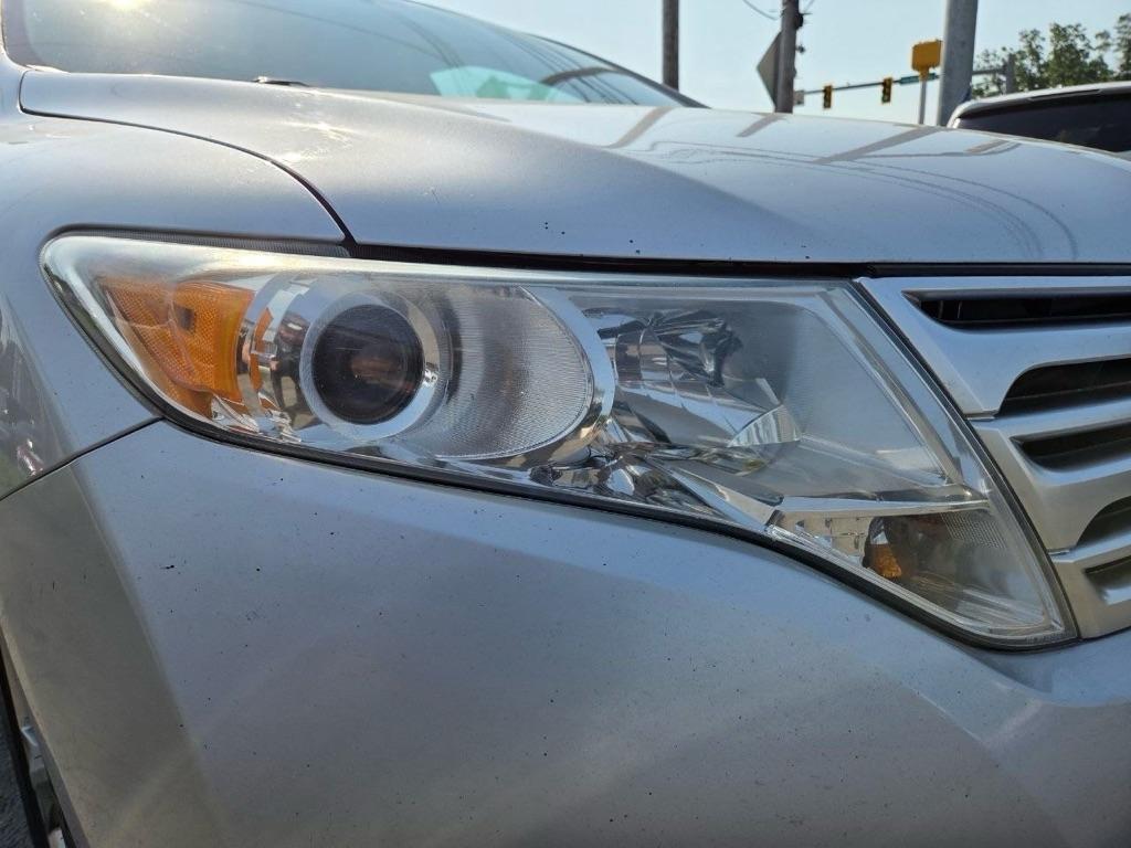 Toyota Venza LE V6 AWD 2012