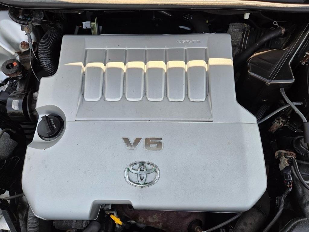 Toyota Venza LE V6 AWD 2012