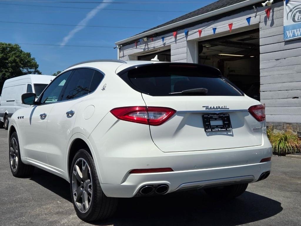Maserati Levante Base 2017