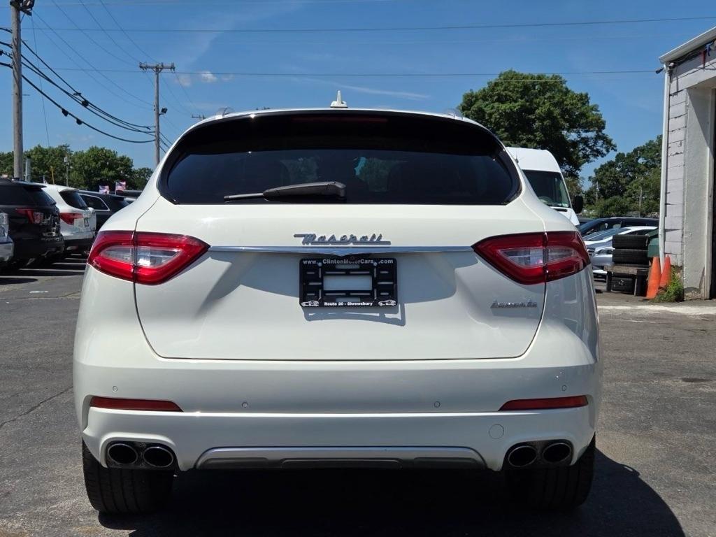 Maserati Levante Base 2017