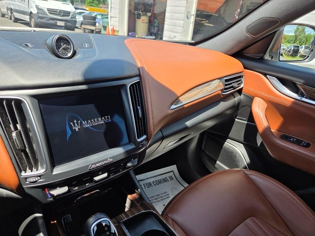 Maserati Levante Base 2017