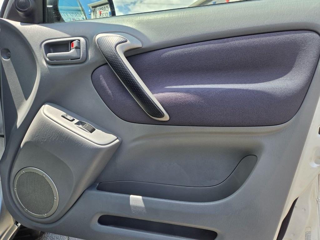 Toyota RAV4 4WD 2003