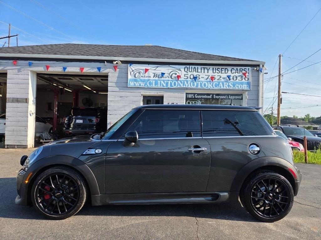 MINI Cooper John Cooper Works 2013