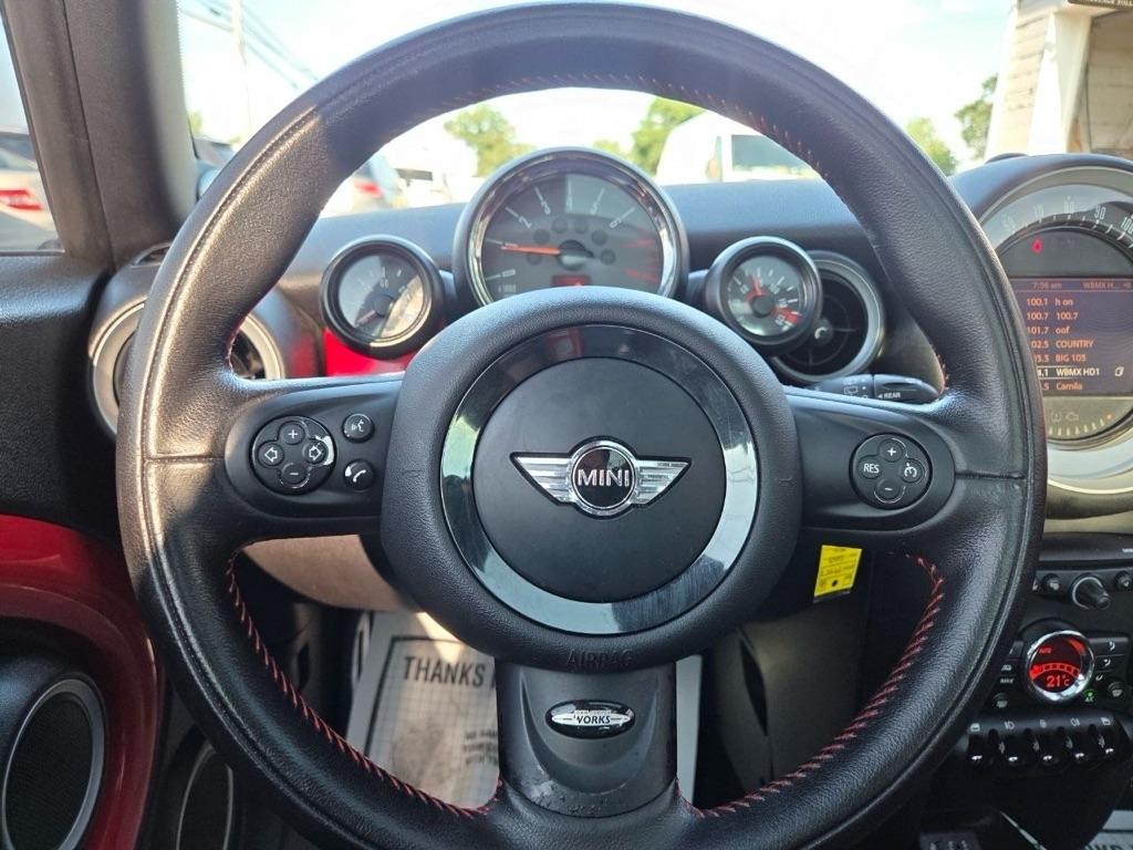 MINI Cooper John Cooper Works 2013