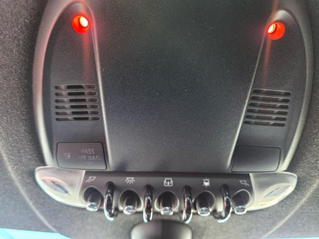 MINI Cooper John Cooper Works 2013