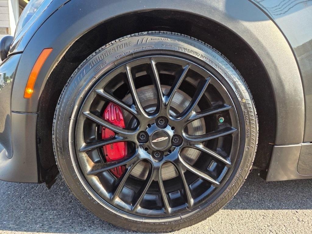 MINI Cooper John Cooper Works 2013