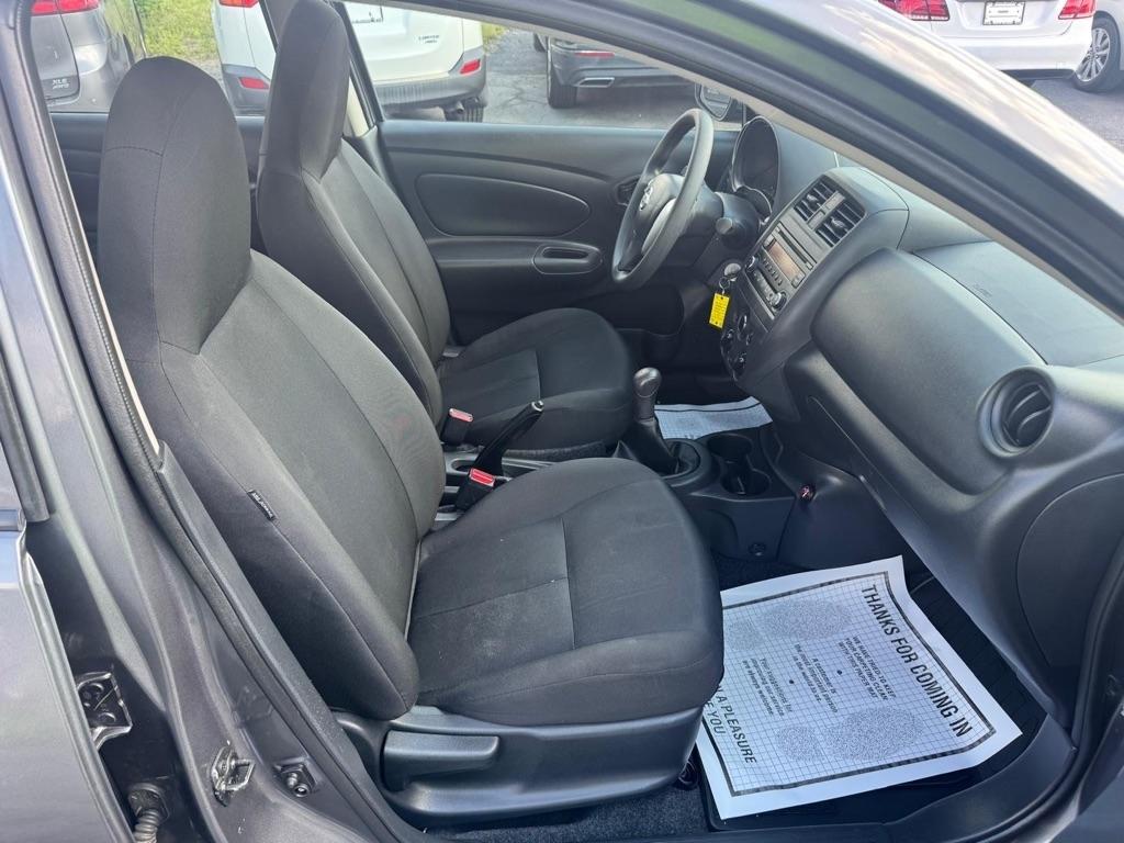 Nissan Versa 1.6 S 5M 2017