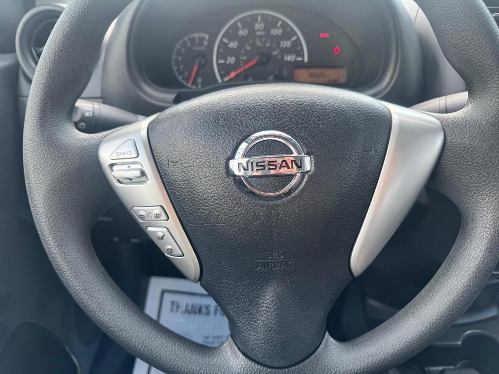 Nissan Versa 1.6 S 5M 2017