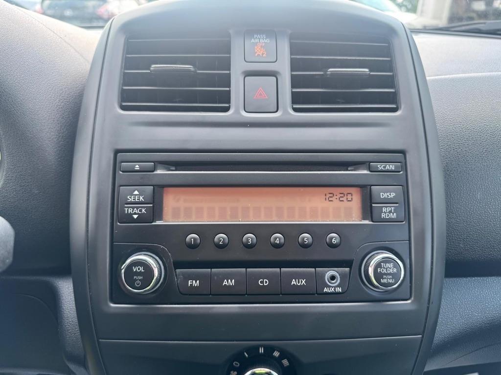Nissan Versa 1.6 S 5M 2017
