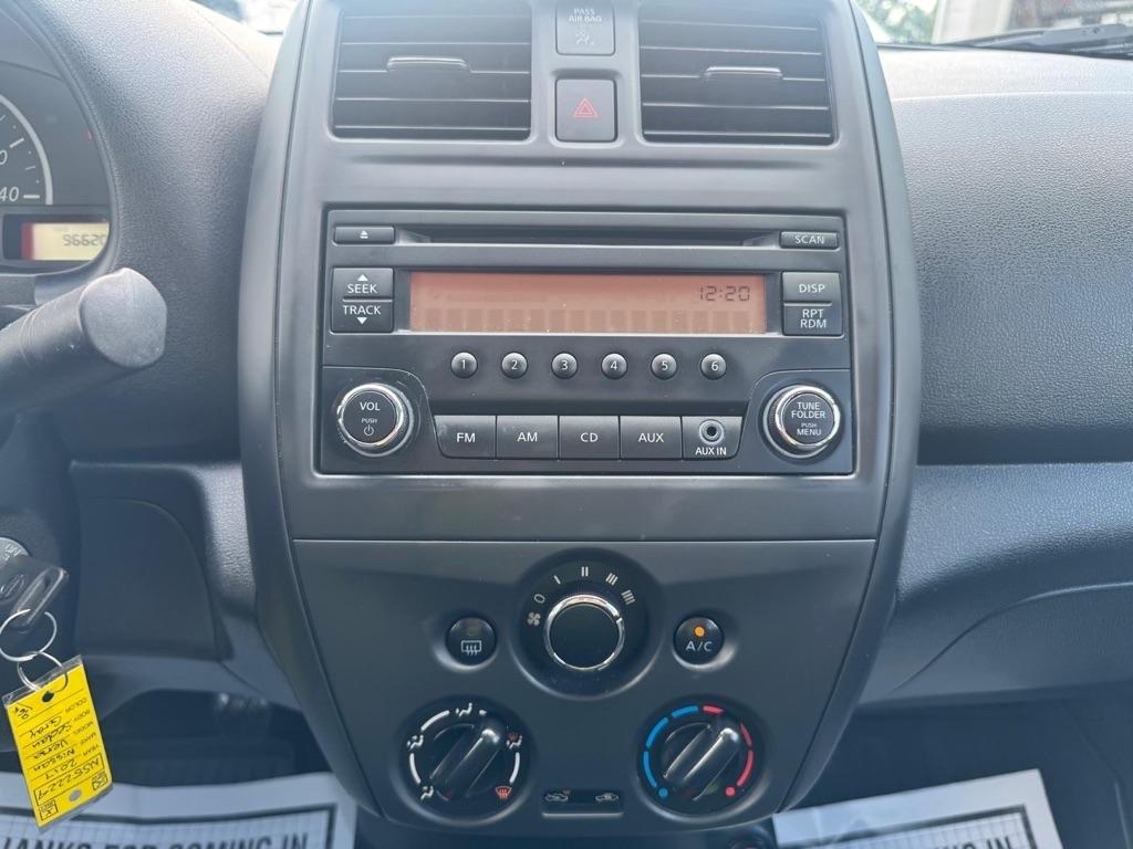 Nissan Versa 1.6 S 5M 2017