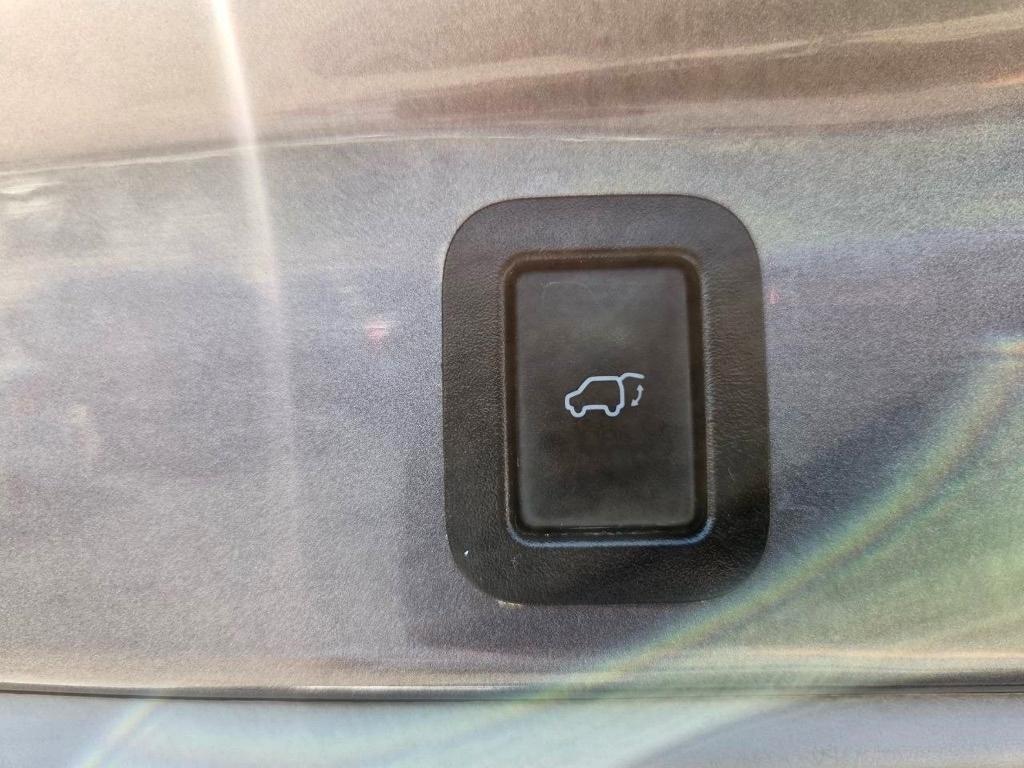 Toyota Highlander XLE AWD V6 2019