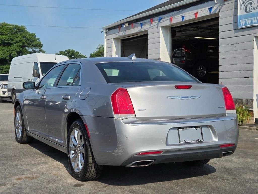 Chrysler 300 Limited AWD 2015