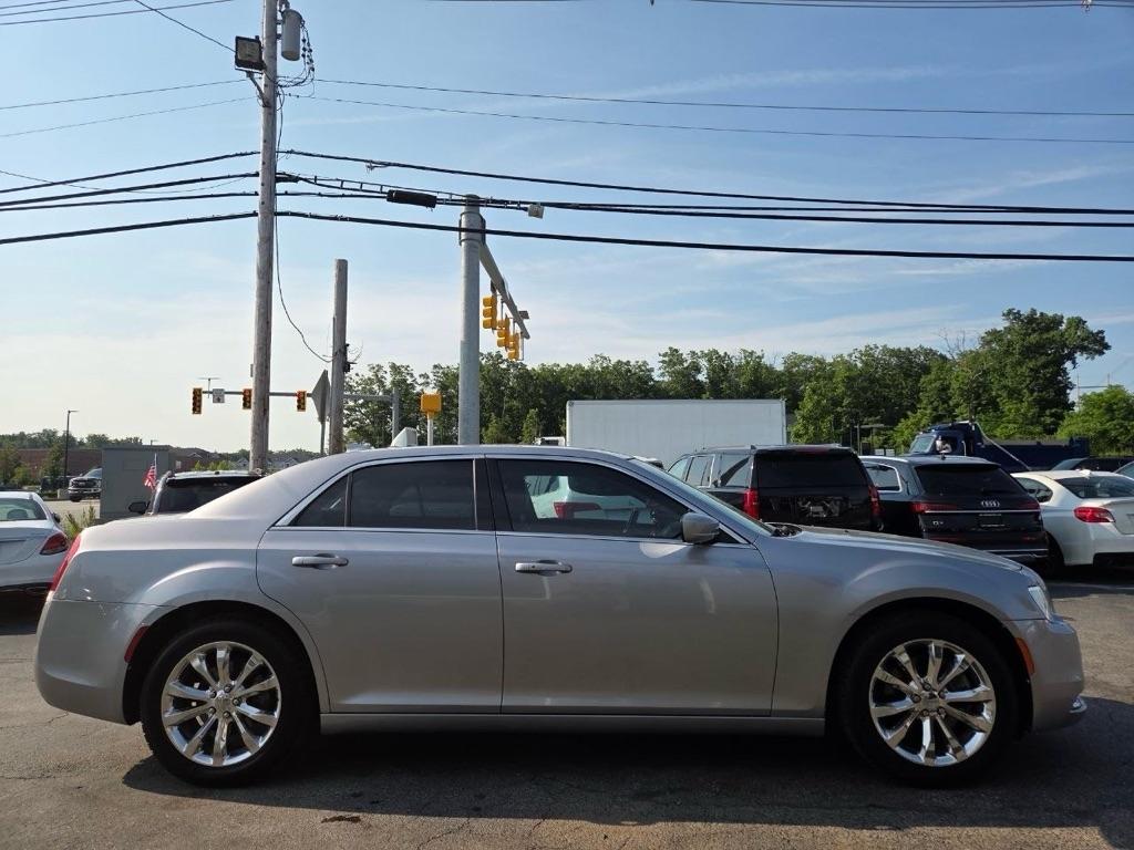 Chrysler 300 Limited AWD 2015