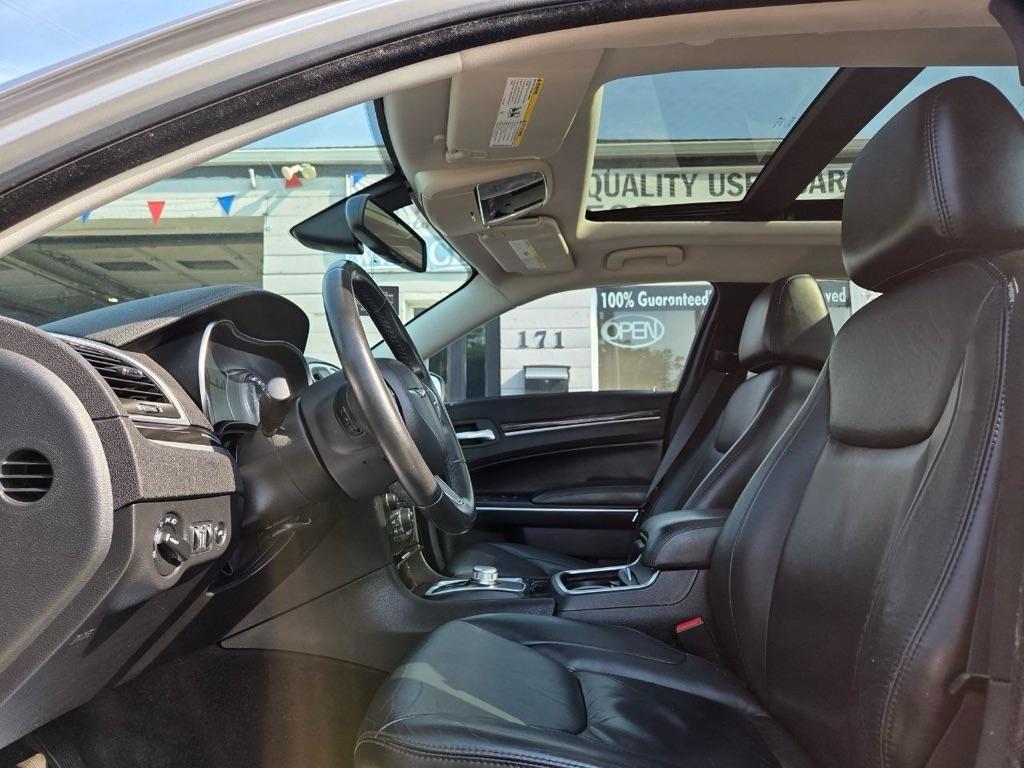 Chrysler 300 Limited AWD 2015