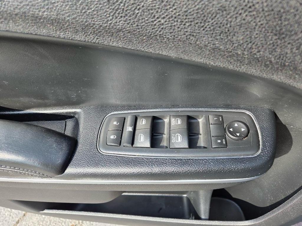 Chrysler 300 Limited AWD 2015