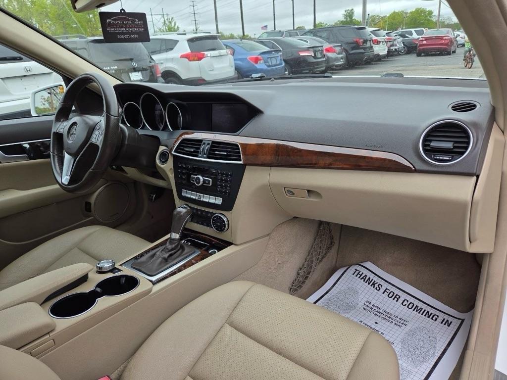 Mercedes-Benz C-Class C300 4MATIC Sport Sedan 2014