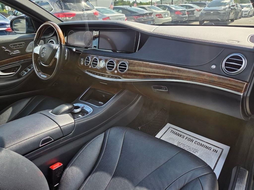 Mercedes-Benz S-Class S550 4MATIC 2014