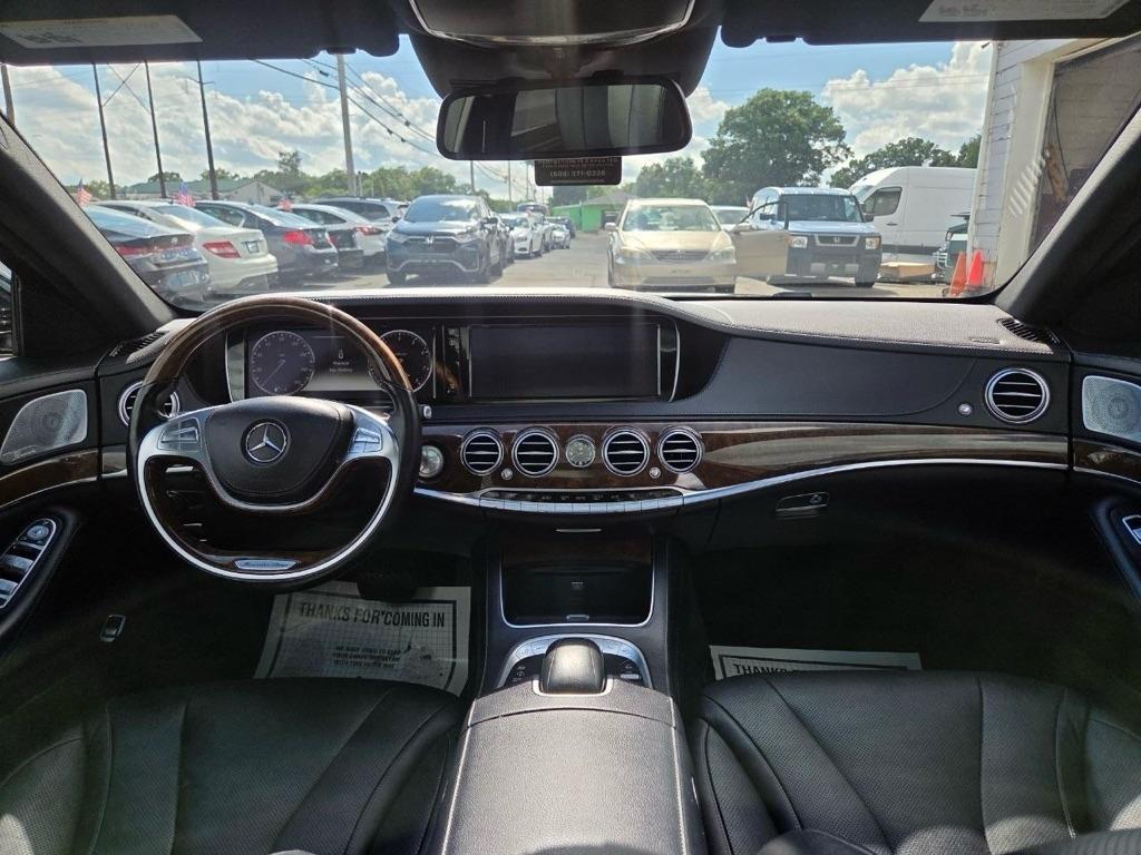 Mercedes-Benz S-Class S550 4MATIC 2014