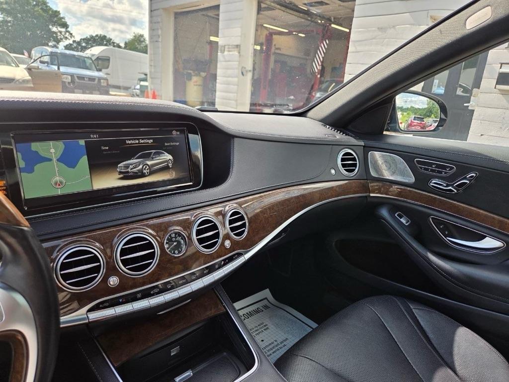 Mercedes-Benz S-Class S550 4MATIC 2014