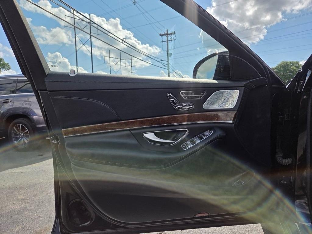 Mercedes-Benz S-Class S550 4MATIC 2014