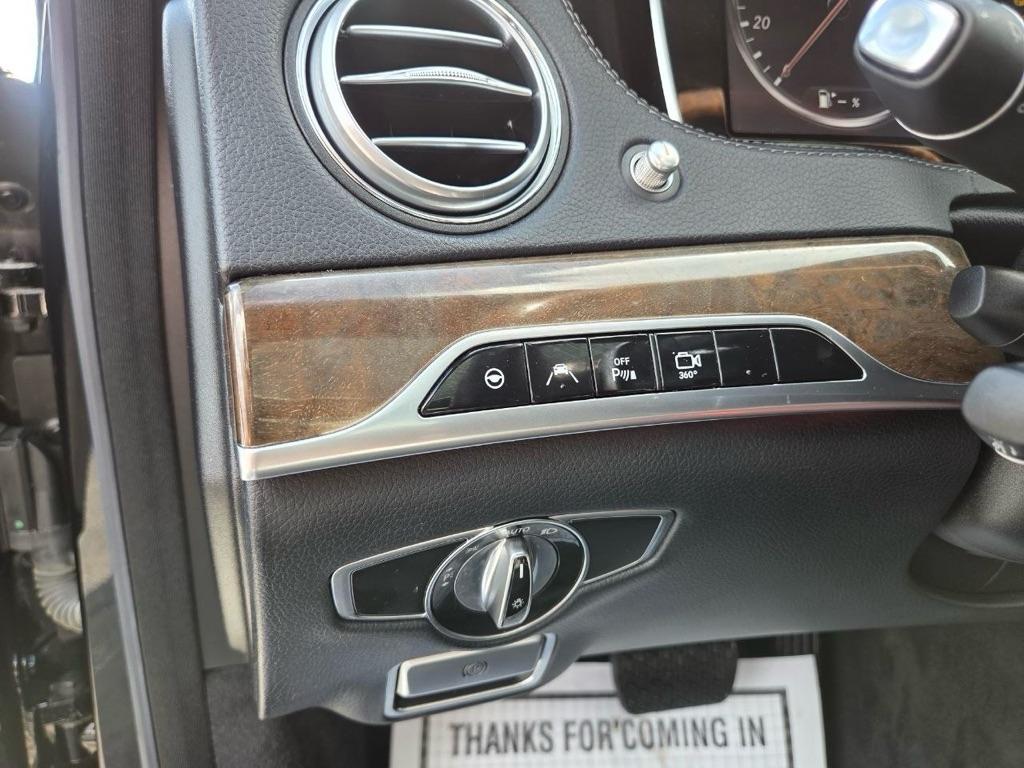 Mercedes-Benz S-Class S550 4MATIC 2014
