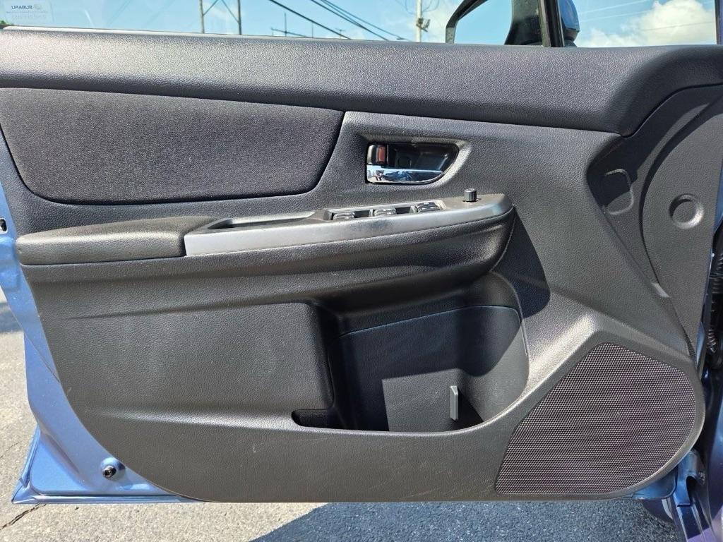 Subaru Impreza 2.0i Premium PZEV 5-Door 2015