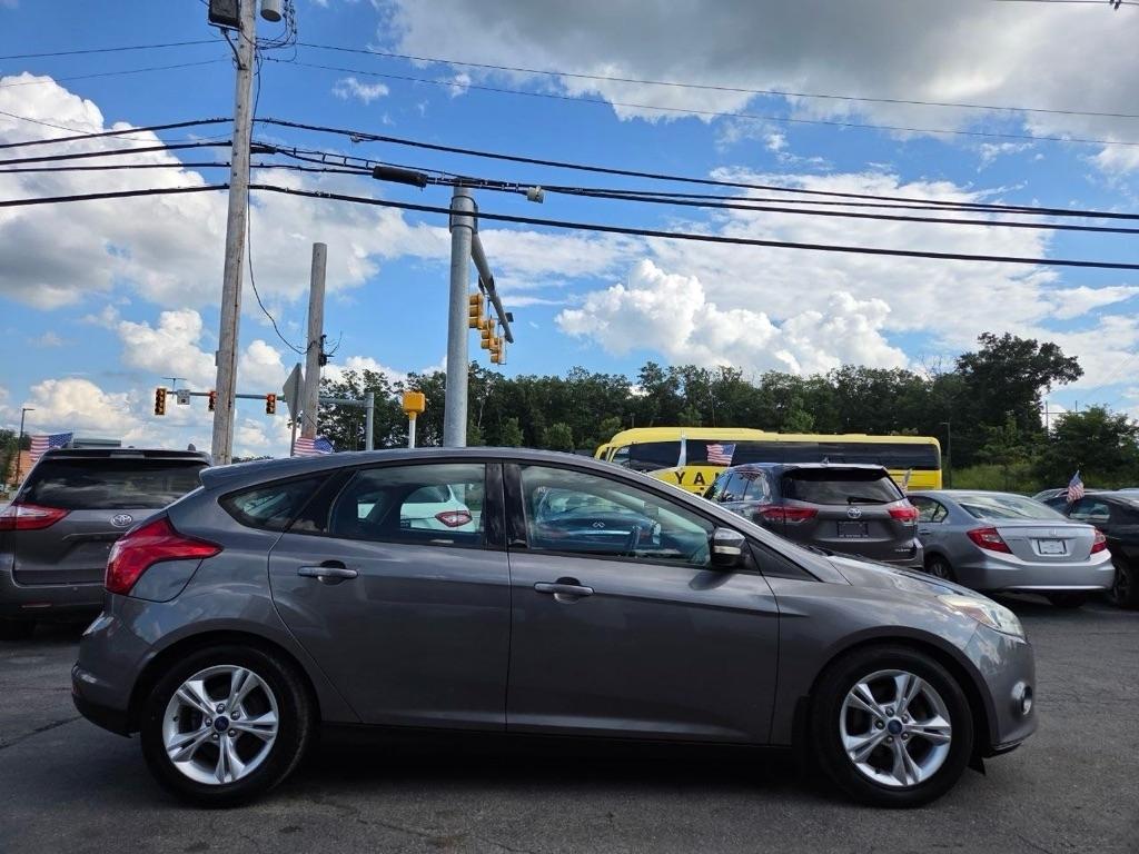 Ford Focus SE Hatch 2014