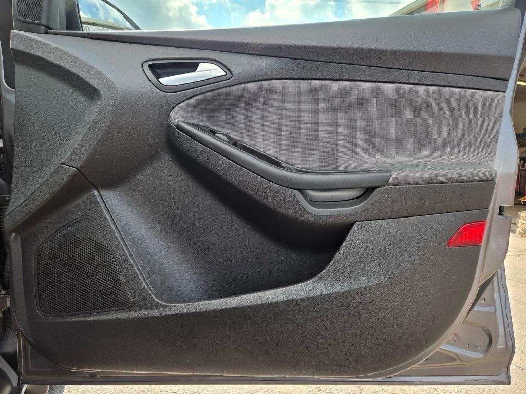 Ford Focus SE Hatch 2014