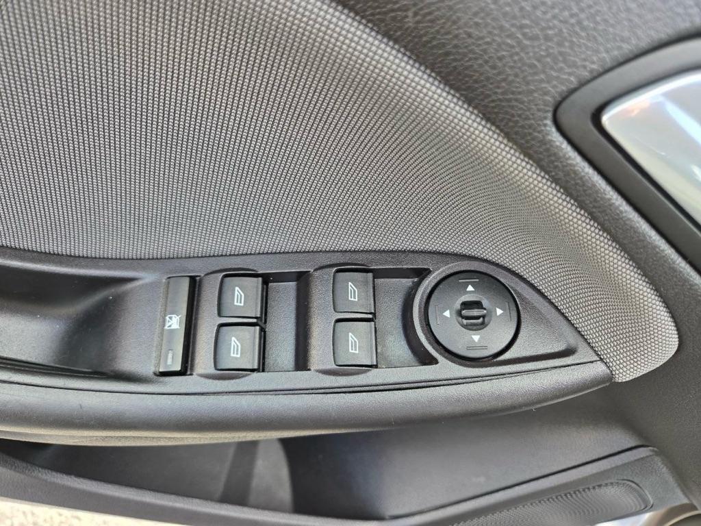 Ford Focus SE Hatch 2014