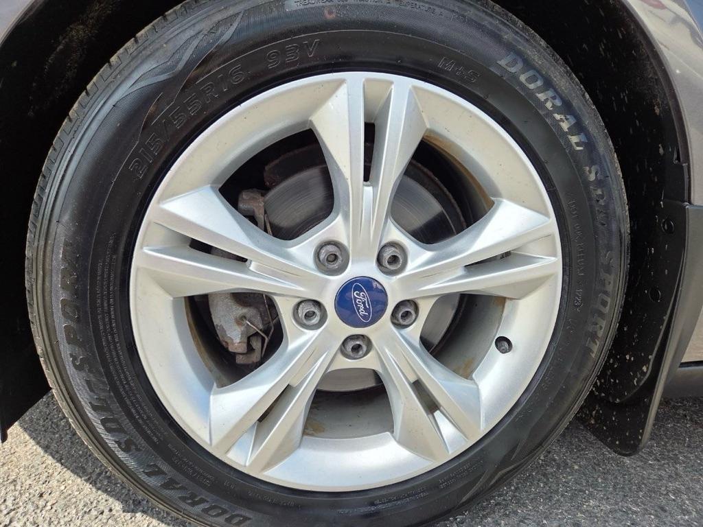 Ford Focus SE Hatch 2014