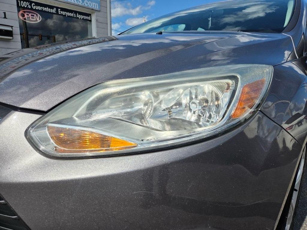Ford Focus SE Hatch 2014