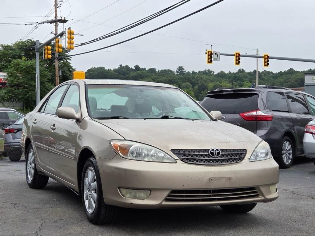 Toyota Camry LE V6 2002
