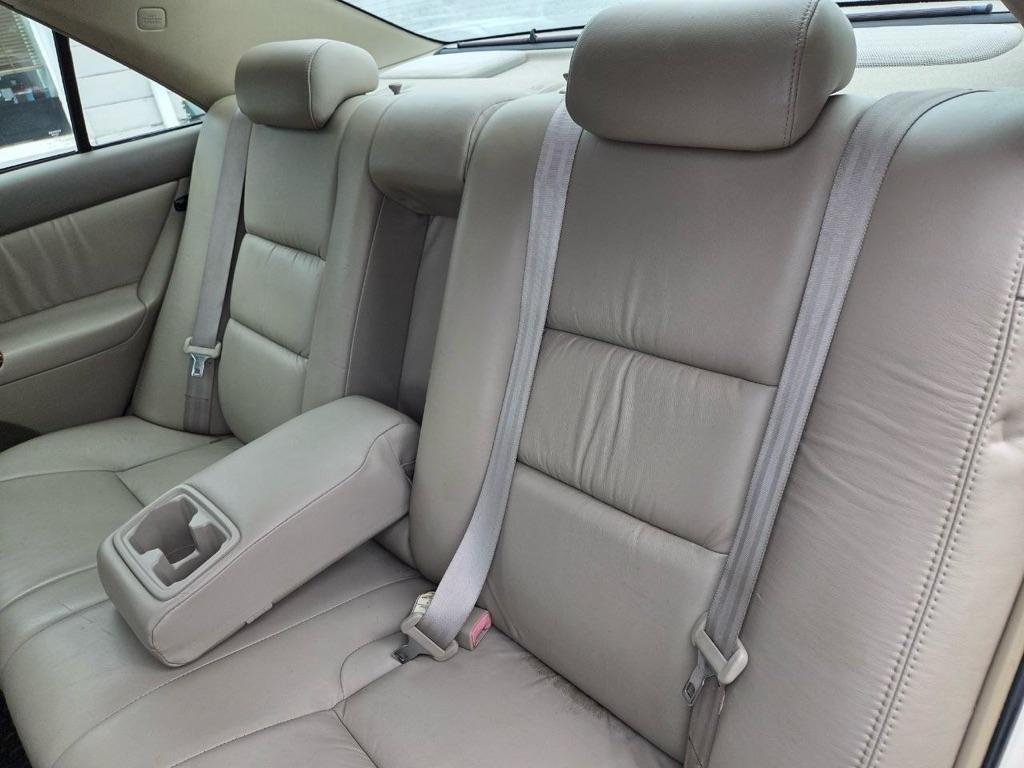 Toyota Camry LE V6 2002