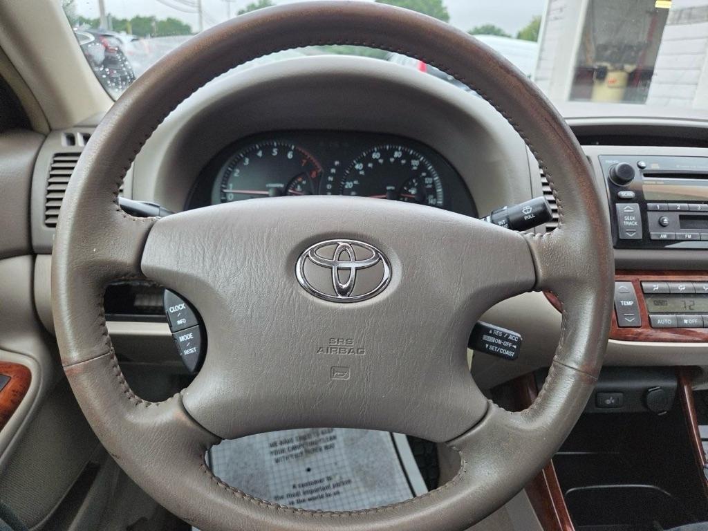 Toyota Camry LE V6 2002