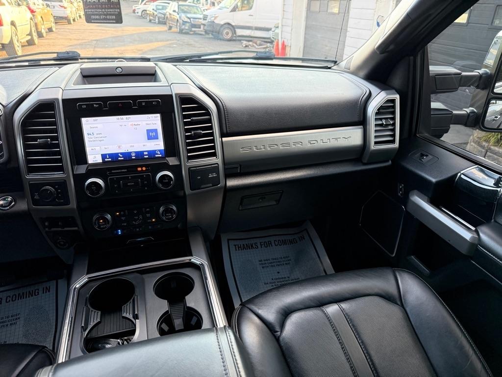 Ford F-350 SD Platinum Crew Cab Long Box 4WD 2021
