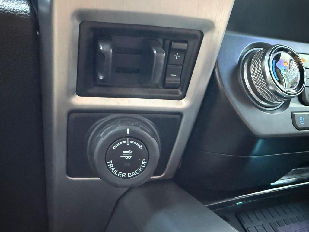 Ford F-350 SD Platinum Crew Cab Long Box 4WD 2021