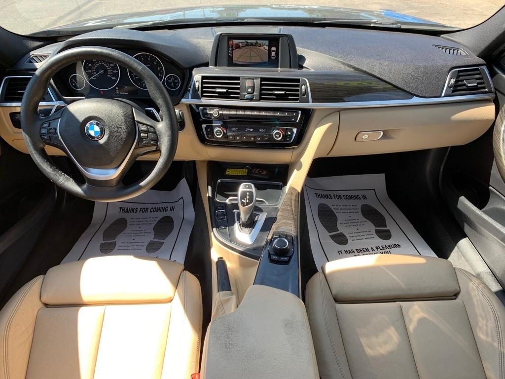 BMW 3-Series 330i xDrive SULEV Sedan 2017