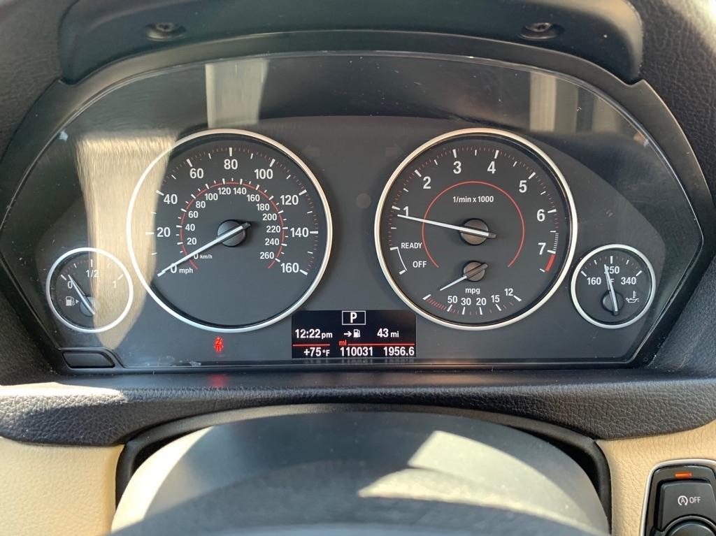 BMW 3-Series 330i xDrive SULEV Sedan 2017