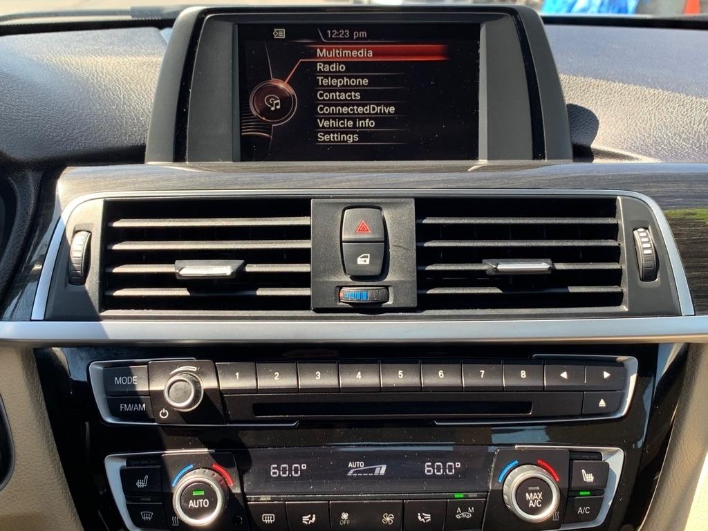 BMW 3-Series 330i xDrive SULEV Sedan 2017