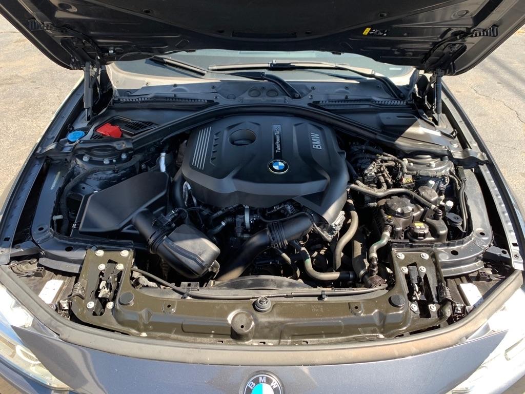 BMW 3-Series 330i xDrive SULEV Sedan 2017