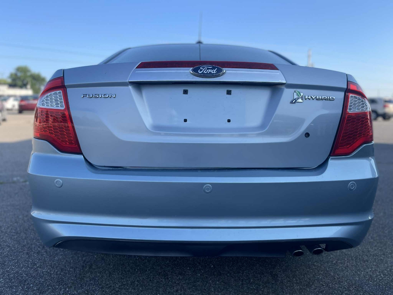 Ford Fusion Hybrid Sedan 2011