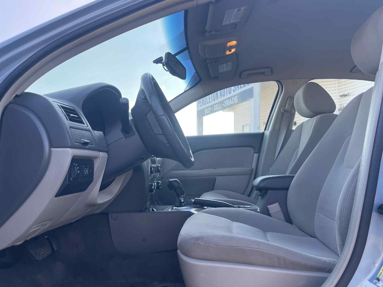 Ford Fusion Hybrid Sedan 2011