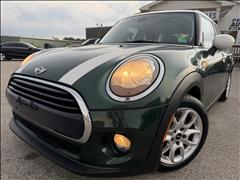 2017 MINI Cooper 