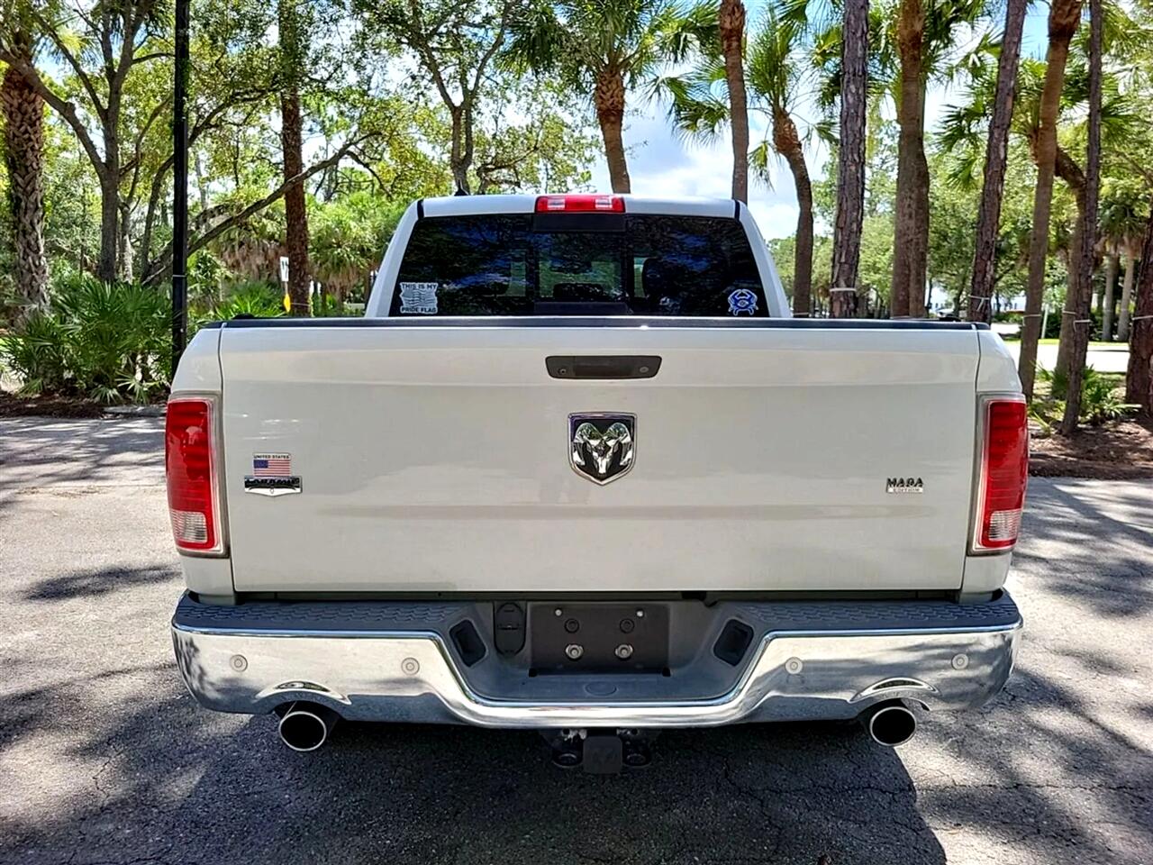 2016 Ram 1500 Laramie photo 4