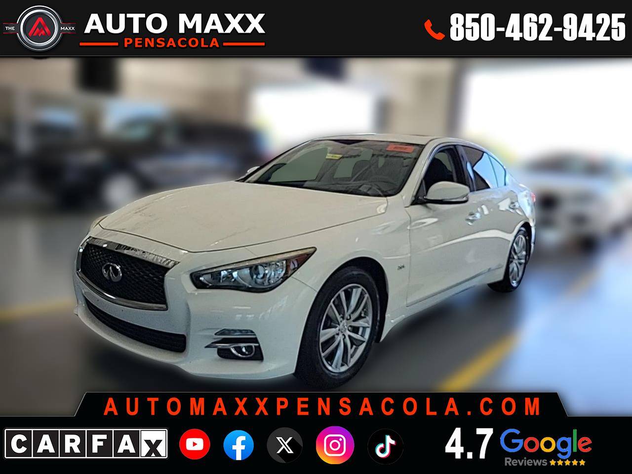 2017 INFINITI Q50 Premium's photo