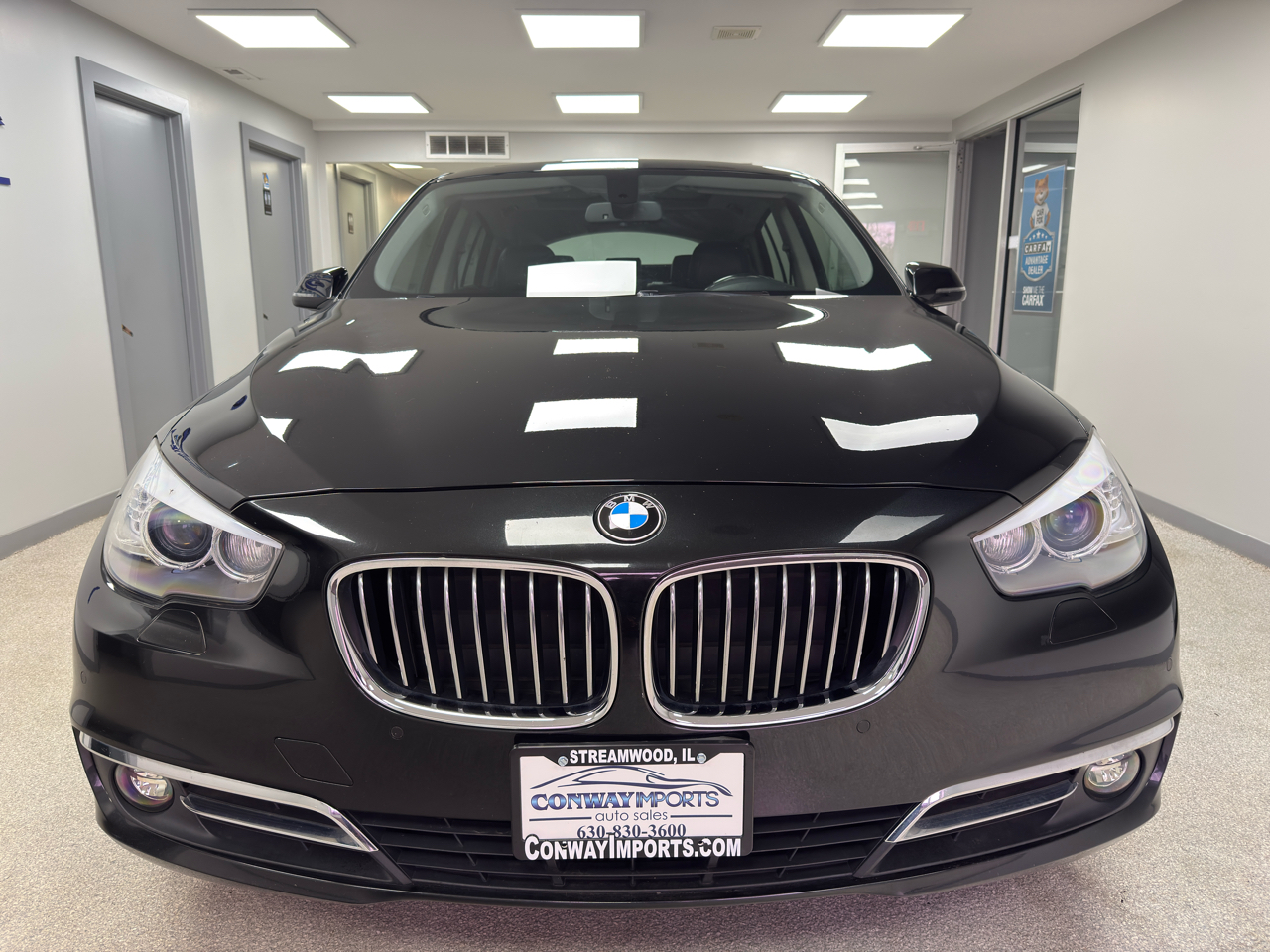 BMW 5-Series Gran Turismo 535xi GT 2014
