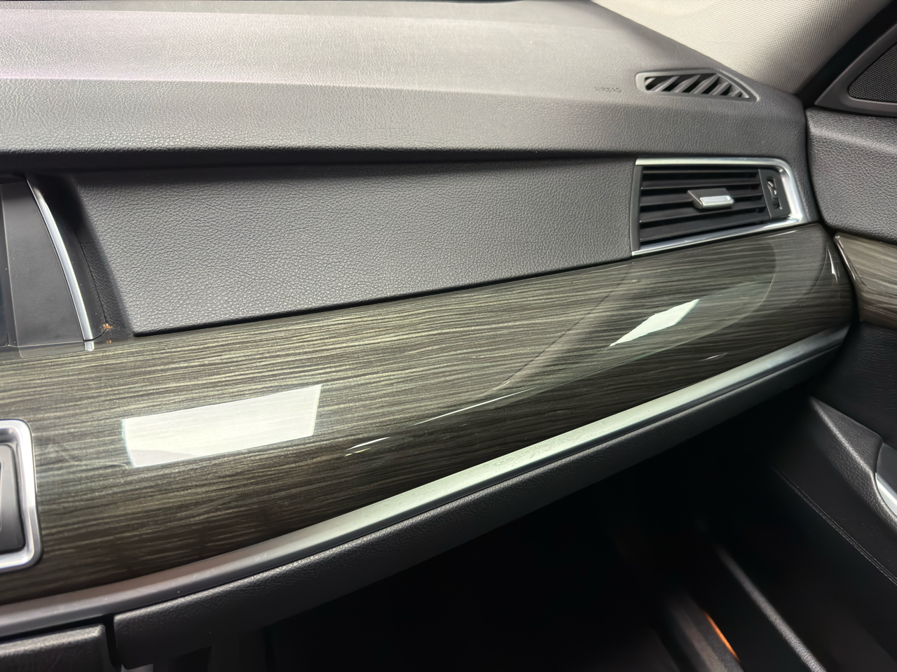 BMW 5-Series Gran Turismo 535xi GT 2014