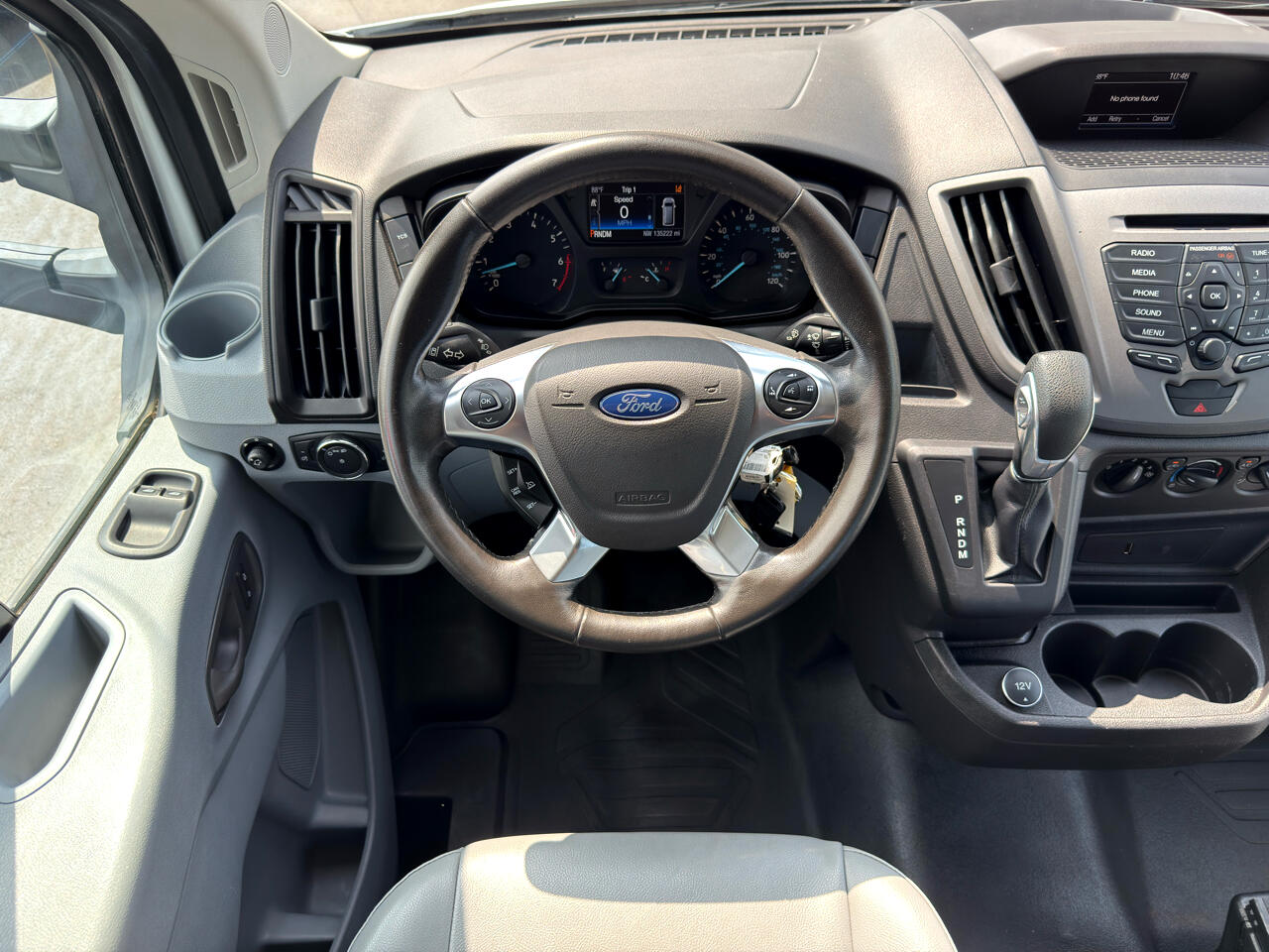 Ford Transit Van T-250 130" Med Rf 9000 GVWR Sliding RH Dr 2019