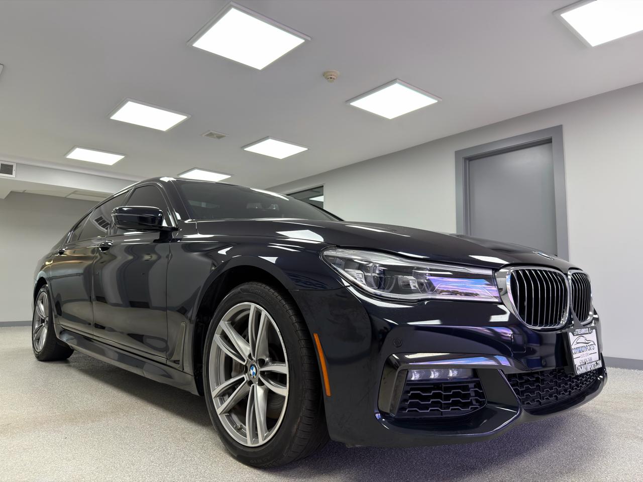 BMW 7 Series 750i xDrive Sedan 2019