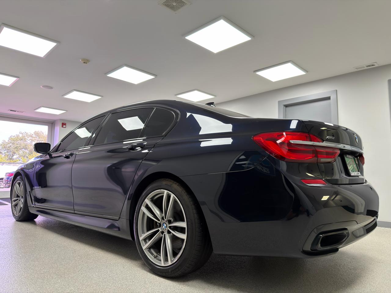 BMW 7 Series 750i xDrive Sedan 2019